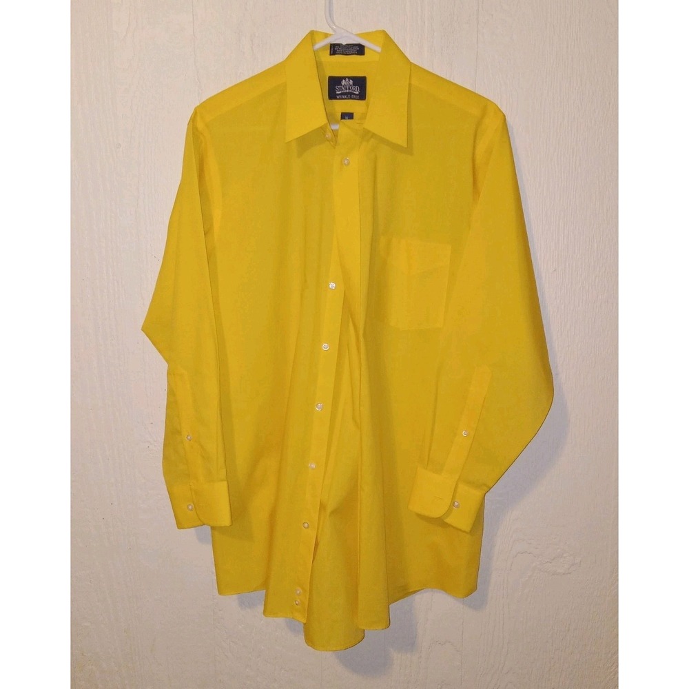 Stafford Dress Shirt Mens 16 32-33 Yellow Wrinkle Free Broadcloth Long Sleeve